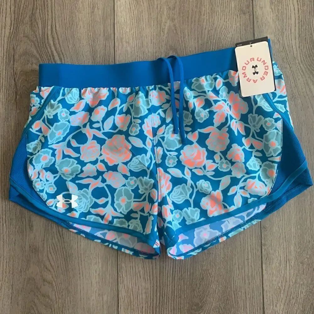 Under Armour fly by printed shorts for girls. Perfect for girls practice